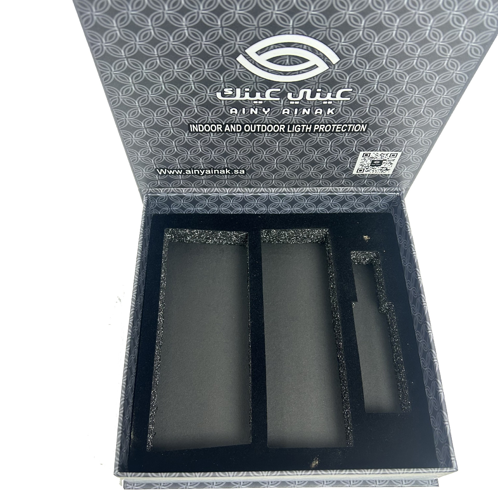 Gift-Boxes-With-Die-Cut-Foam-Inserts-2